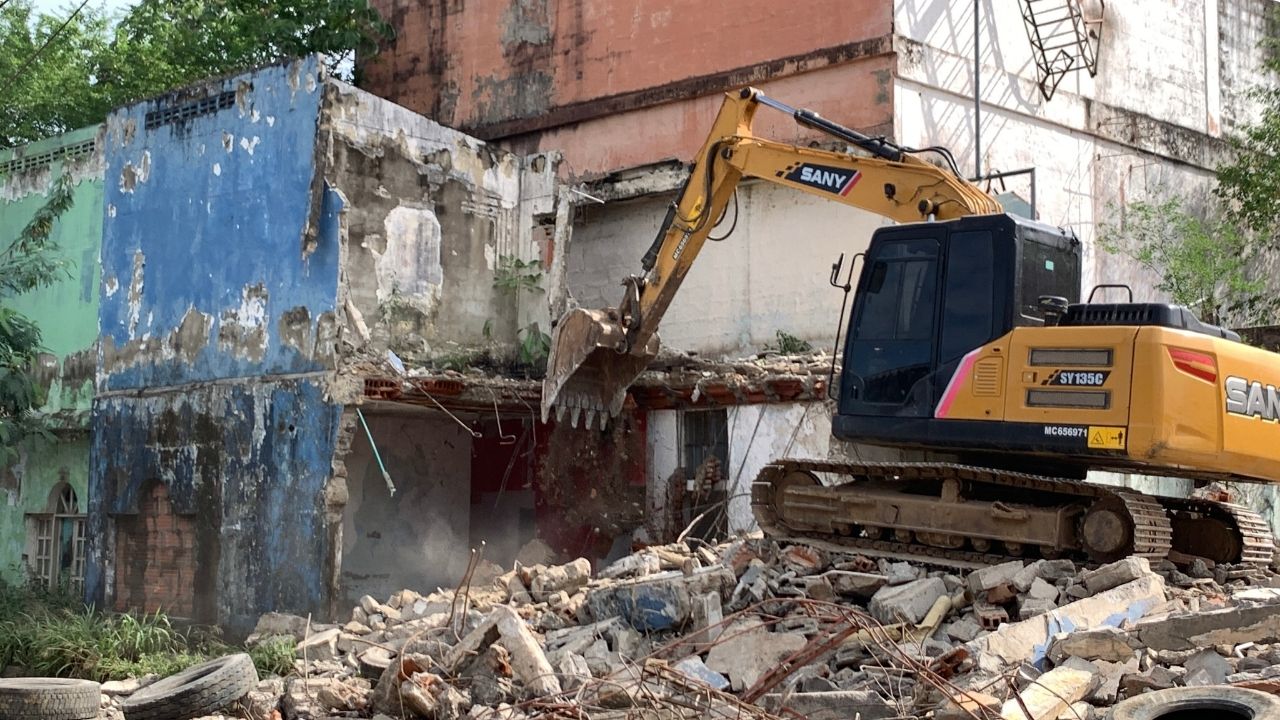 Demolición de antigua cárcel de Turbo genera esperanza entre comerciantes del centro