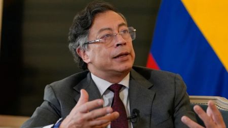 Senado autorizó a Gustavo Petro salir del país durante un año; deberá informar fechas y destinos