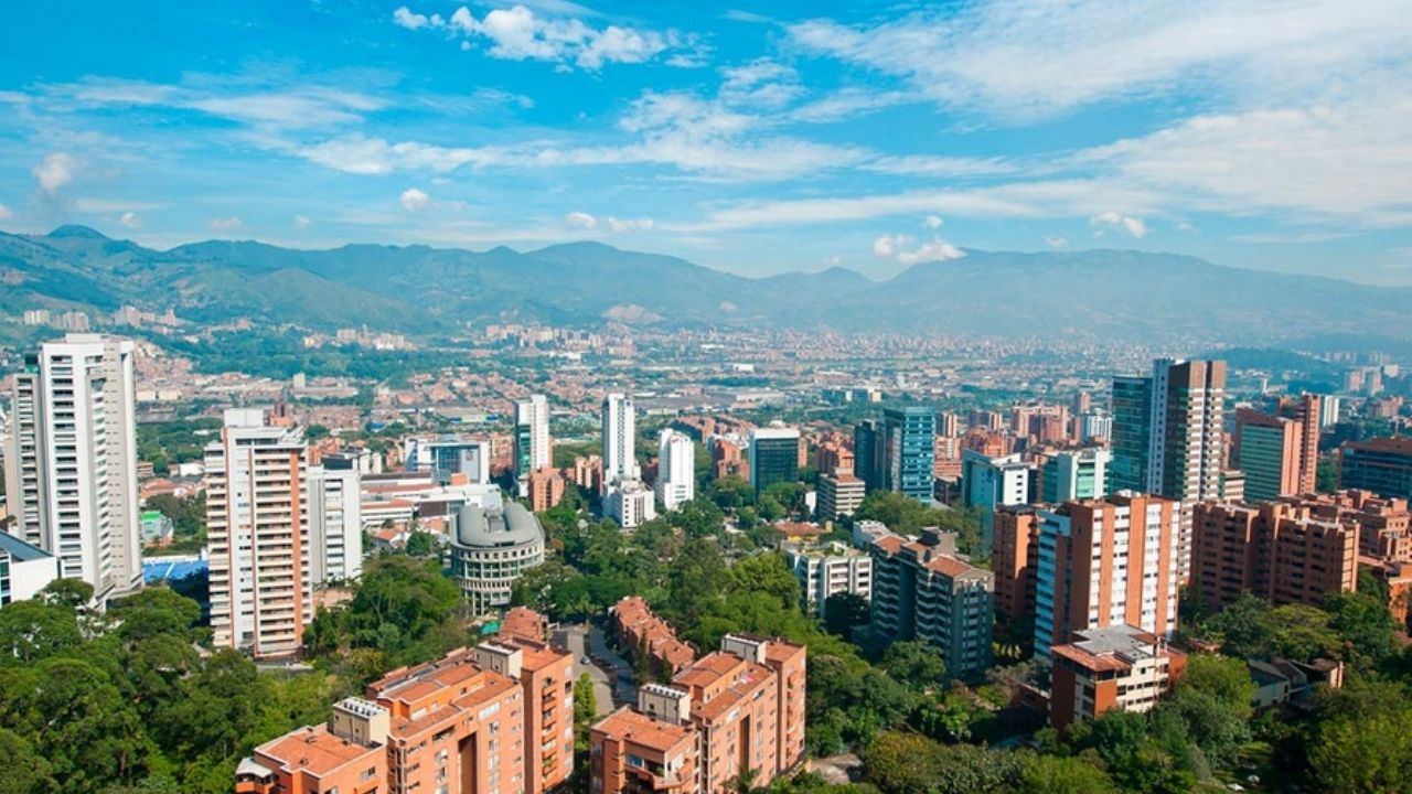 Procuraduría investiga al curador Wilfran por cobros a constructores en Medellín