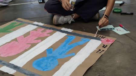 Bello innovará pasos de cebra; estudiantes diseñarán marcas creativas para mejorar seguridad vial peatonal