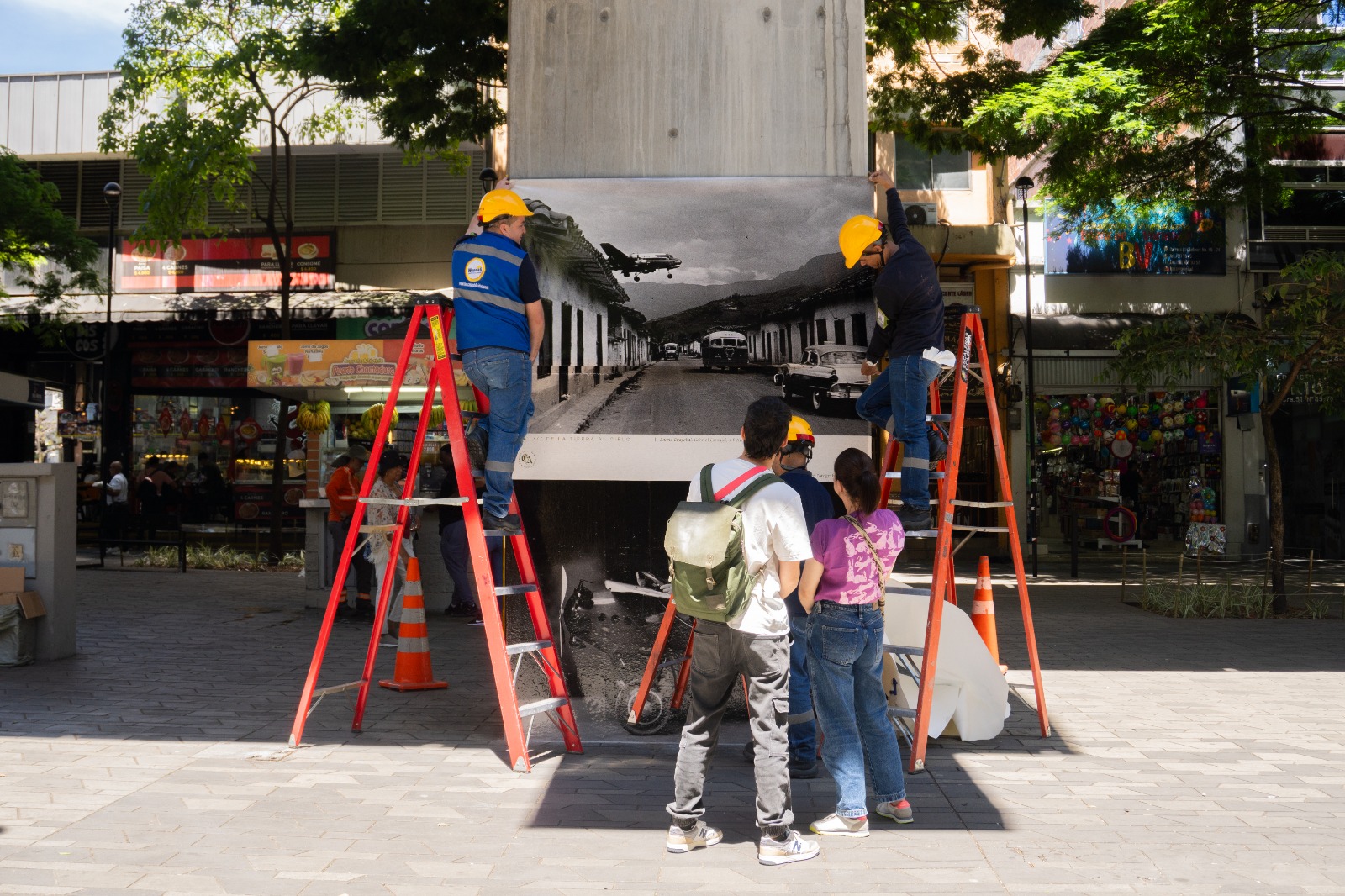 18 fotografías convertirán la carrera Bolívar en un museo a cielo abierto sobre la historia del transporte