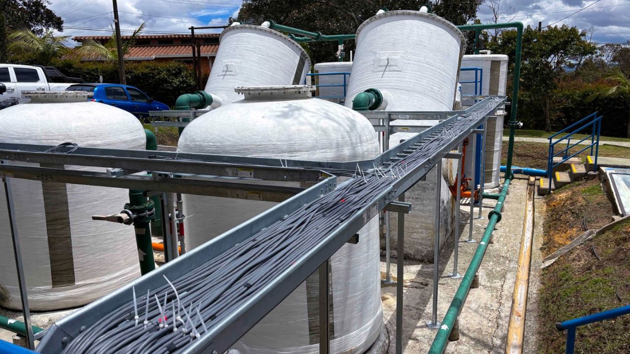 La modernización de la planta de agua que abastece a más de 2.400 usuarios en Santa Elena ya avanza un 59 % tatiana 1