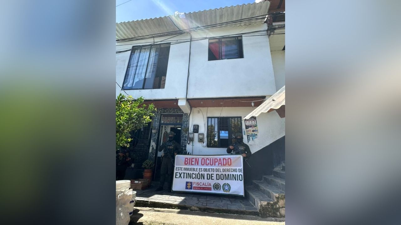 Inician proceso de extinción de dominio a inmueble de cuatro pisos en Rionegro por tráfico de drogas