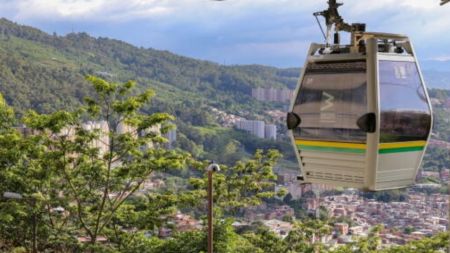 Metrocable línea J fuera de servicio por inconveniente técnico: San Javier-La Aurora sin operación