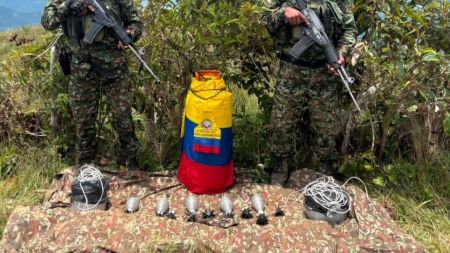 ‘Megan’, un perro antiexplosivos, ayudó a detectar granadas para drones del Frente 36 en Briceño 'Megan', un perro antiexplosivos, ayudó a detectar granadas para drones del Frente 36 en Briceño