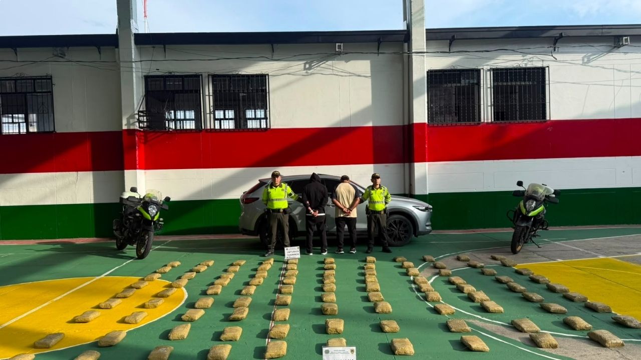 Incautan 100 kilos de marihuana en la vía entre Dabeiba y Santa Fe de Antioquia