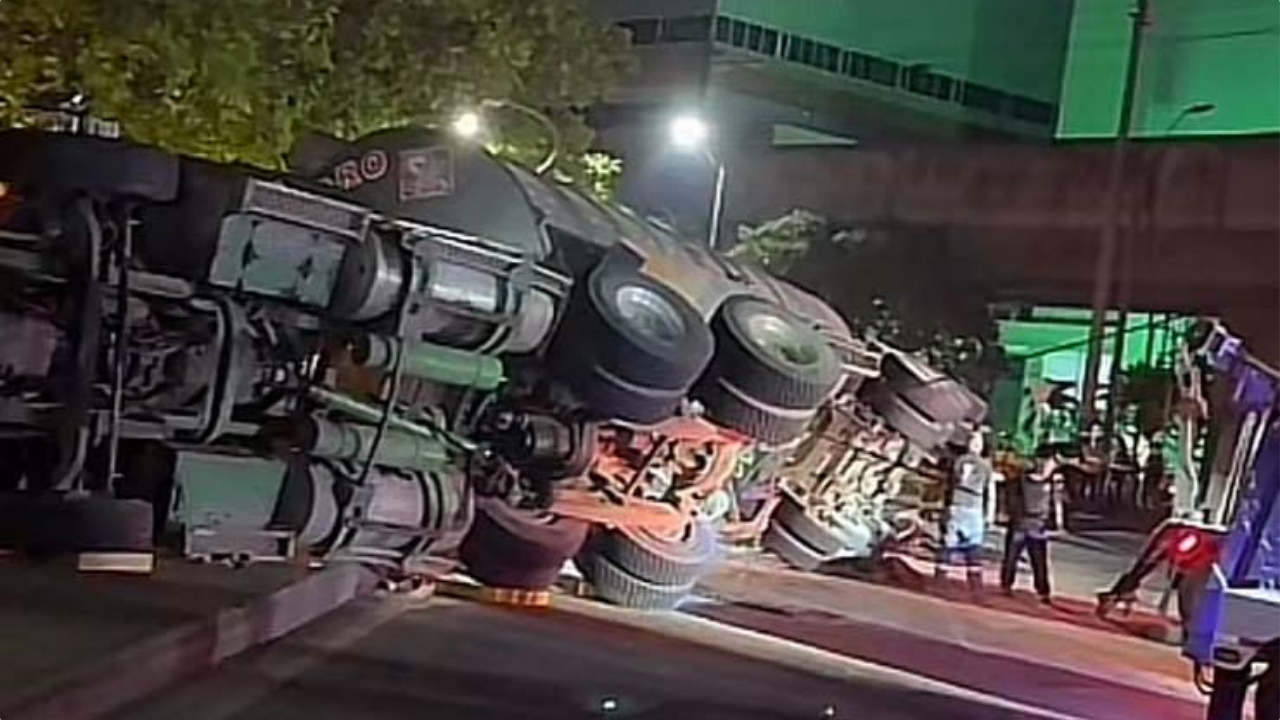 Derrame de combustible, cierre total en la Glorieta de Niquía y caos en Solla