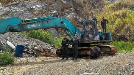 Inutilizan maquinaria por $1.580 millones en operativo contra la minería ilegal en Bello