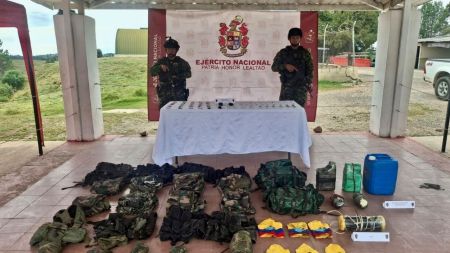 Tropas del Ejército hallan y destruyen depósito con explosivos en Ituango