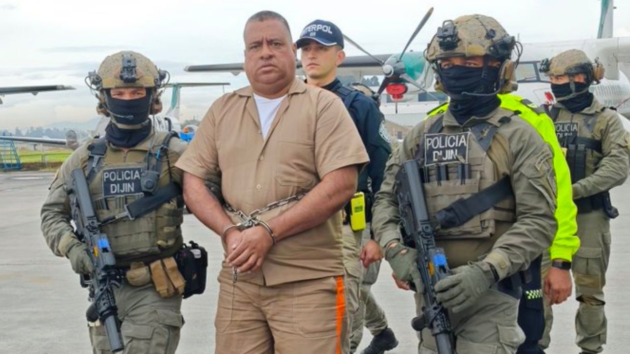 Así fue la extradición de alias Araña, señalado cabecilla de los Comandos de Frontera, a Estados Unidos