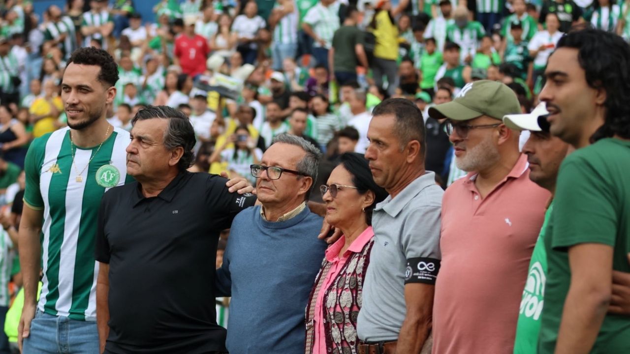 El Partido de la Amistad terminó 1-1 entre Nacional y Chapecoense en el Atanasio 1 Associação Chapecoense de Futebol