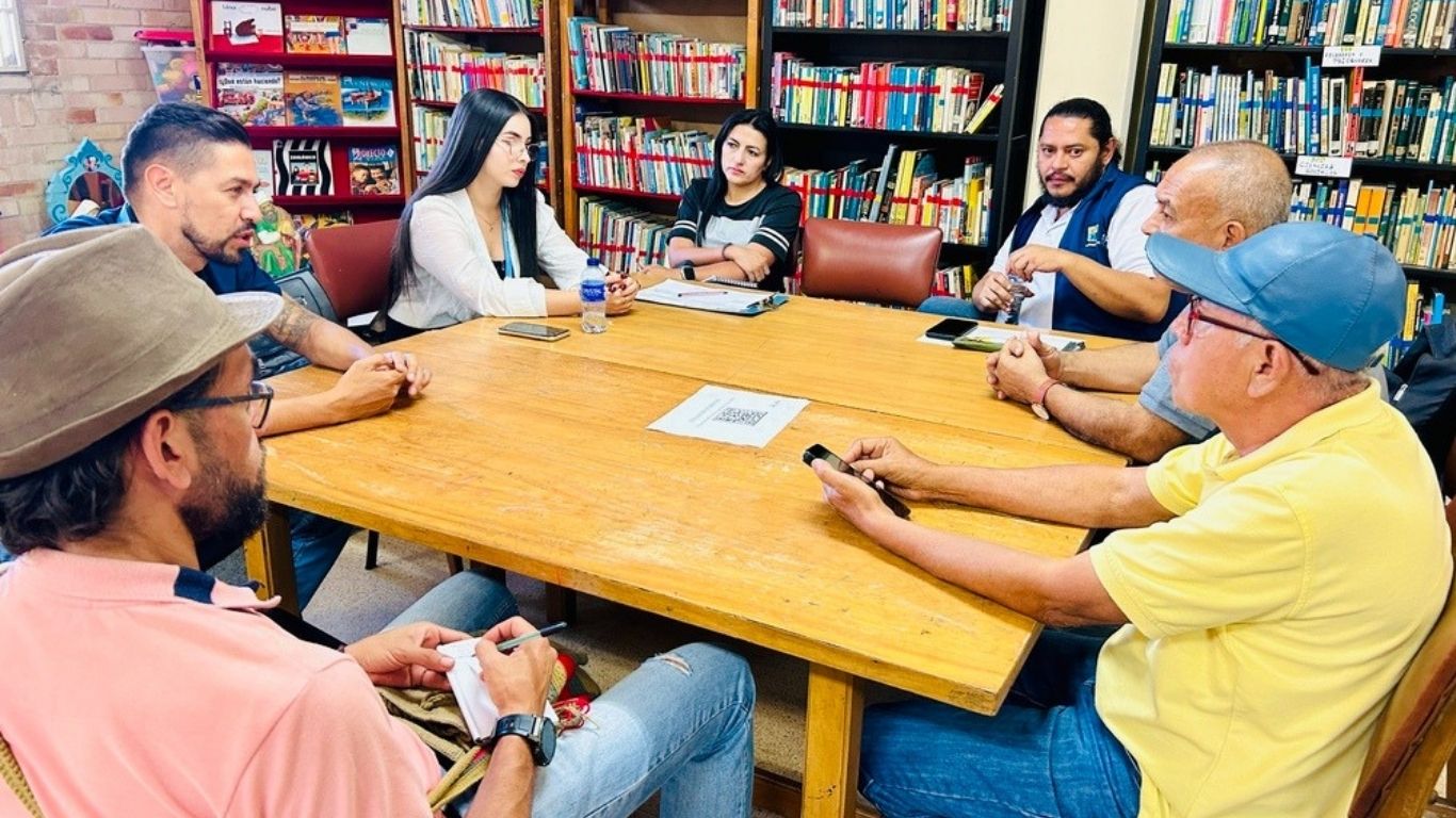 Bello convoca a representantes culturales para evaluar su política pública