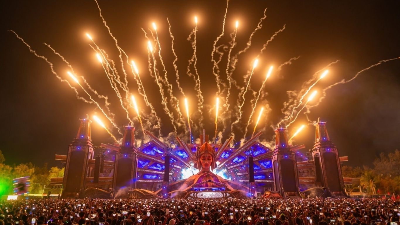 Medellín recibe este fin de semana el Electric Daisy Carnival (EDC) con estrellas de la electrónica como Alesso y deadmau5