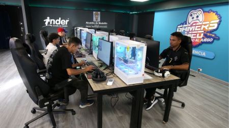 Gamers Med 2026 inicia eliminatorias en una nueva sala gamer de El Poblado