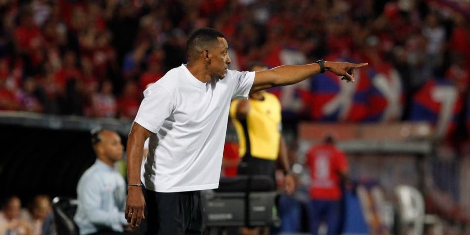 ¿Peligra la continuidad de Amaranto Perea como técnico de Independiente Medellín? 1 ¿Peligra la continuidad de Amaranto Perea como técnico de Independiente Medellín?