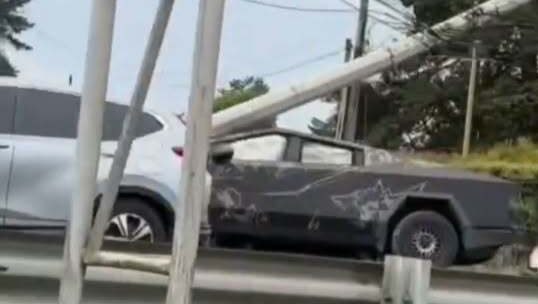 La Cybertruck que se accidentó en Rionegro habría sido la sorteada por Westcol 4 La Cybertruck que se accidentó en Rionegro habría sido la sorteada por Westcol