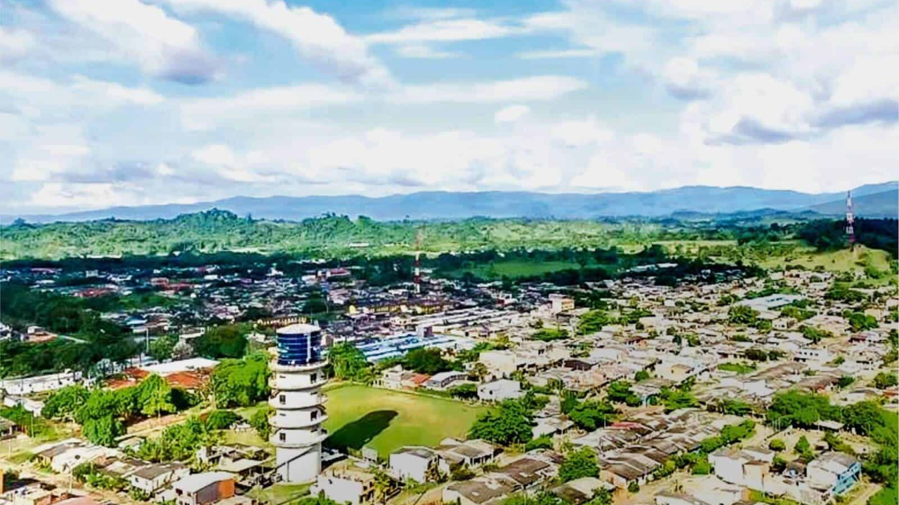 Incautan equipos de comunicación del Clan del Golfo en zona rural de Carepa, Antioquia 2 Incautan equipos de comunicación del Clan del Golfo en zona rural de Carepa, Antioquia