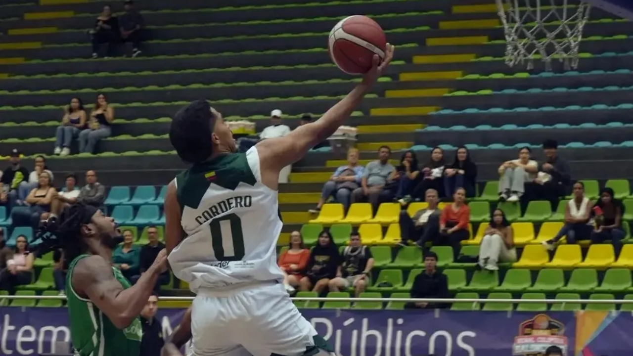 Paisas Basketball llega con ventaja al tercer juego del play-in