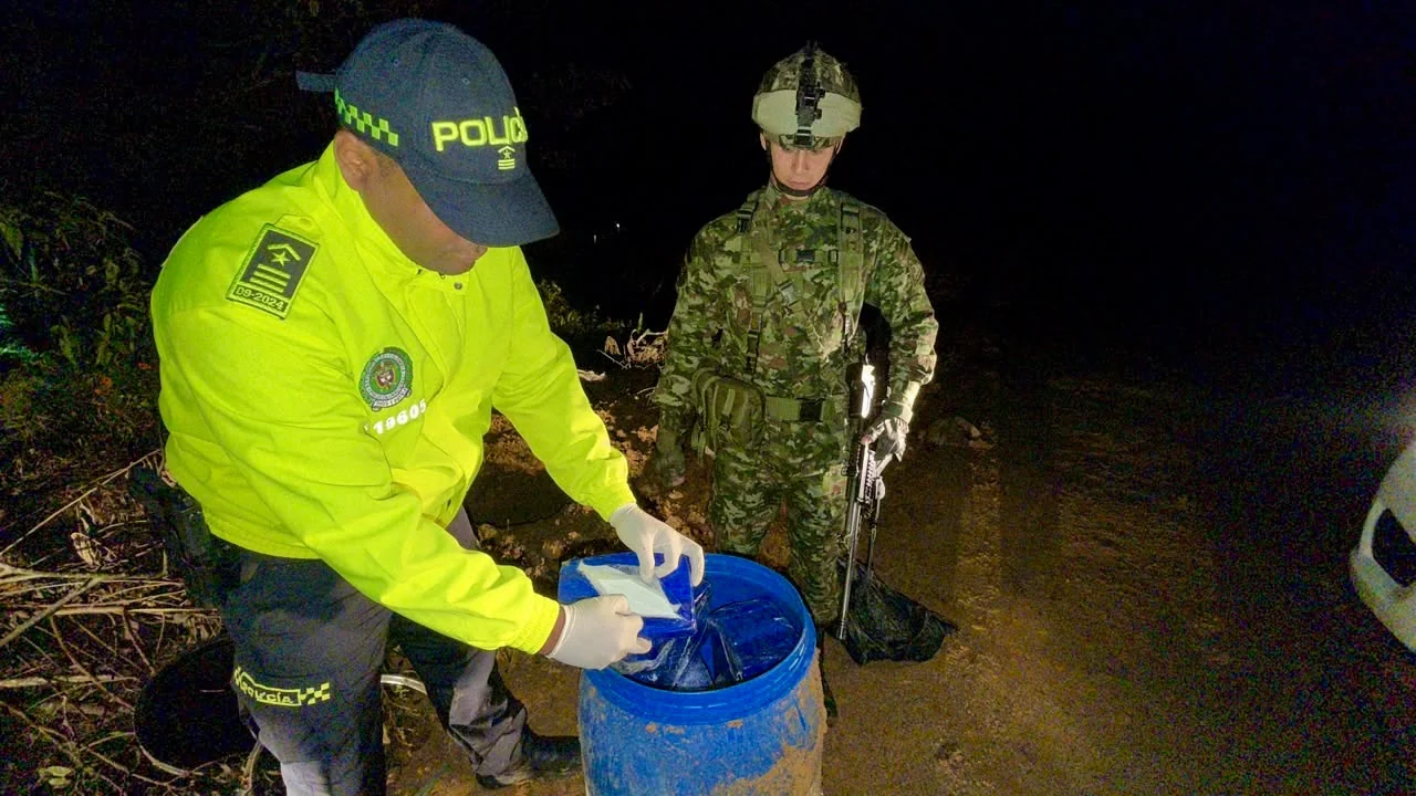 VIDEO: Incautan 40 kilos de cocaína en El Carmen de Viboral, Antioquia 1 Incautan 40 kilos de cocaína en El Carmen de Viboral, Antioquia