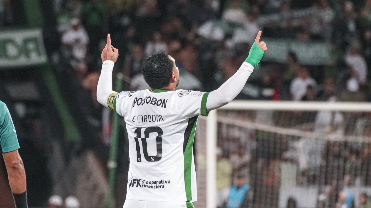 Nacional se aferra a la cima del campeonato luego de una contundente victoria del cuadro verde