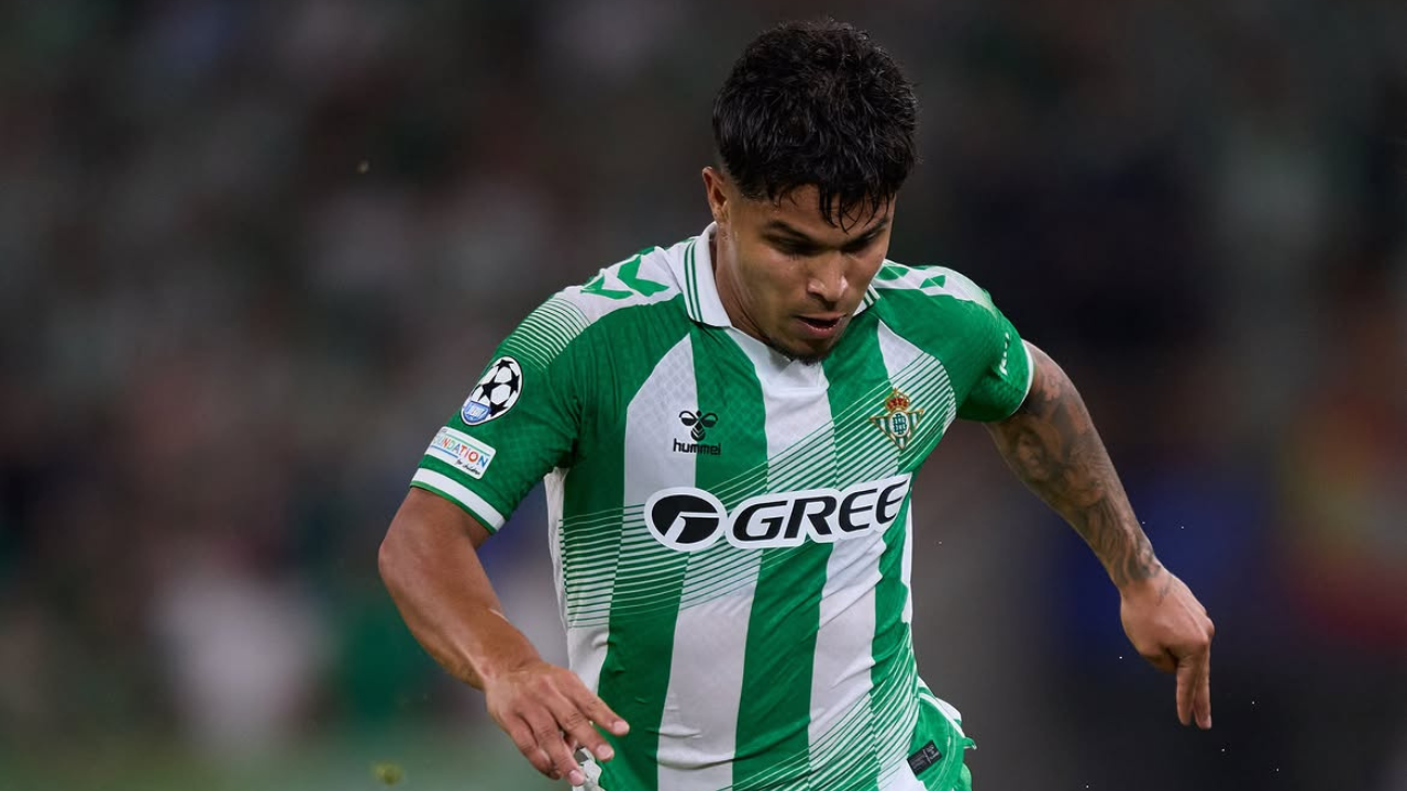 El ´Cucho Hernández´ entró a la lista de colombianos goleadores en Champions League