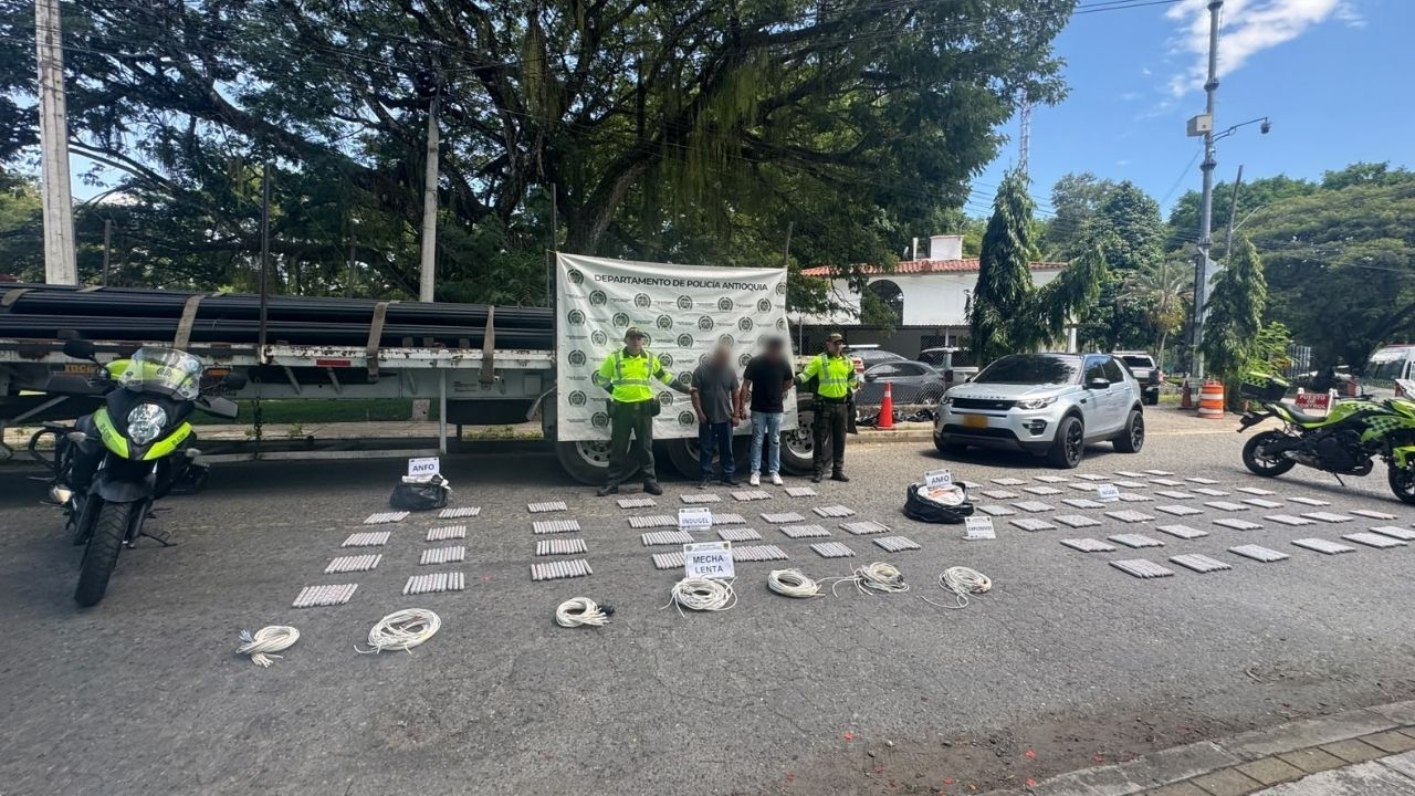 EN VIDEO | Capturan a dos hombres e incautan explosivos durante operativo en La Pintada