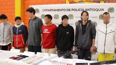 Capturan a alias ‘Pinocho’ y otros 14 presuntos integrantes de ‘La Miel’ vinculados a homicidios en el Suroeste antioqueño Capturan a presuntos cabecillas y sicarios de 'La Miel' vinculados a homicidios colectivos en el Suroeste antioqueño