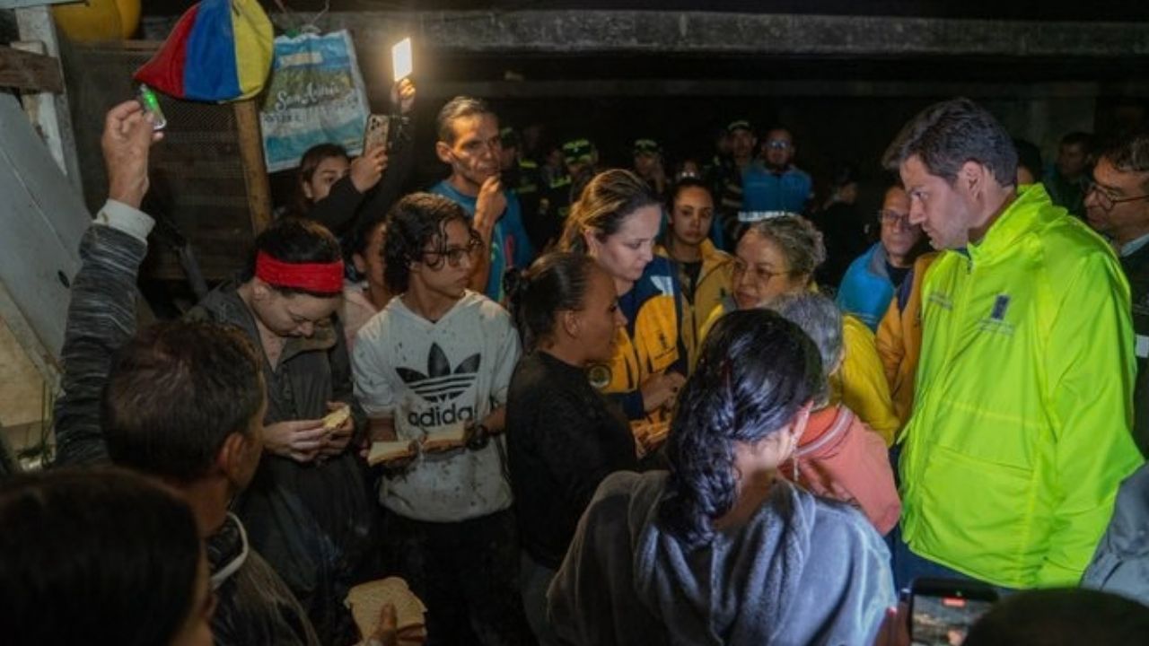 Más de 500 personas resultaron afectadas por las fuertes lluvias en el sector de La Iguaná 2 Más de 500 personas resultaron afectadas tras fuertes lluvias en el sector de La Iguaná