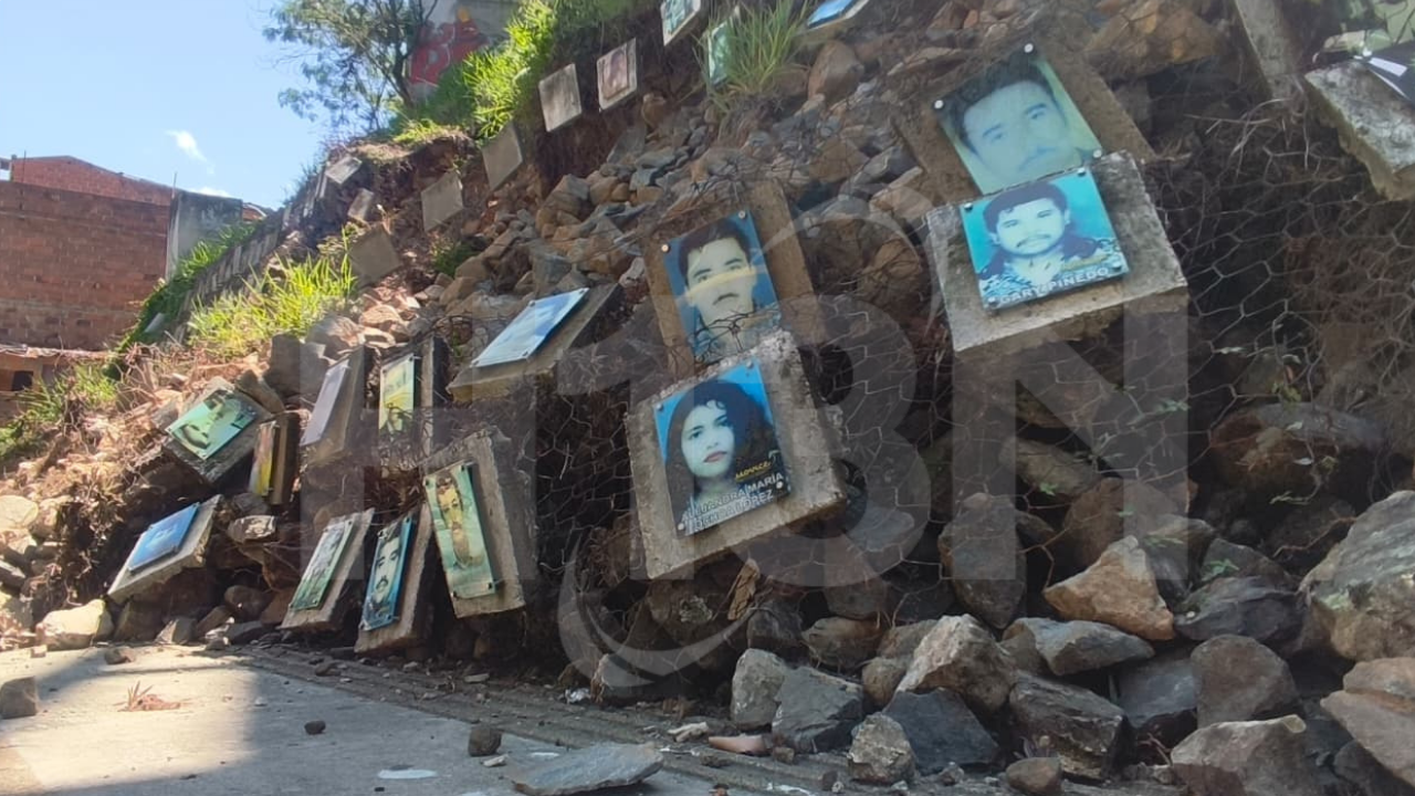 Derrumbe pone en riesgo la memoria de las víctimas en la Comuna 13