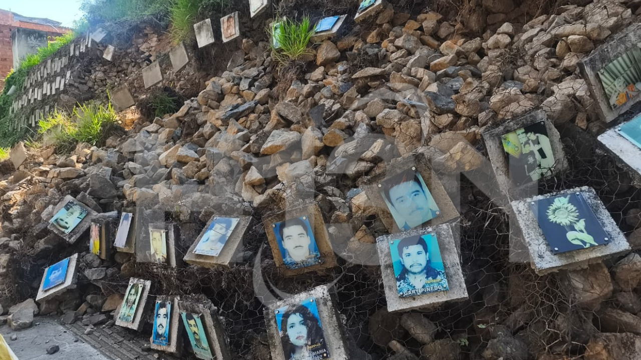 Derrumbe pone en riesgo la memoria de las víctimas en la Comuna 13