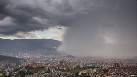 Lluvias en Medellín afectan plantas de tratamiento y obligan a racionar agua en zonas rurales de la ciudad