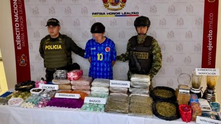 Cae alias ‘Grafiti’ en Medellín: incautan 25 kilos de droga y dinero a la estructura criminal ‘La Terraza’ Cae alias 'Grafiti' en Medellín: incautan 25 kilos de droga y dinero a la estructura criminal 'La Terraza'