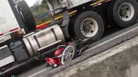 Siniestro vial entre Itagüí y Envigado, deja cerrado el puente Pandequeso
