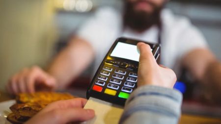 ¿Usted pagaría 4 millones en un restaurante? Esto le pasó a un ciudadano en el Parque Lleras de Medellín