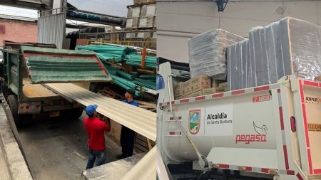 Gobernación de Antioquia entrega ayudas a 375 familias afectadas por vendavales