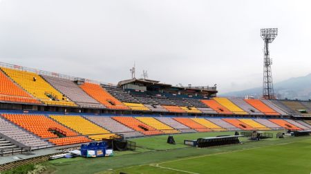 Ya terminaron de desmontar la cubierta de la tribuna occidental en el estadio Atanasio Girardot de Medellín