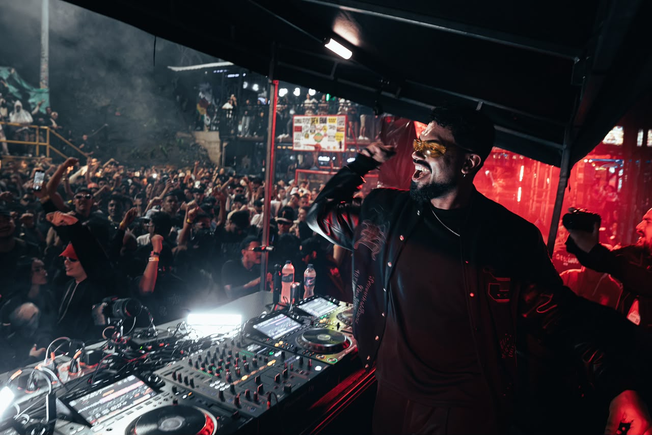¿Quién es Khomha? El DJ antioqueño que representa a Colombia en el festival EDC