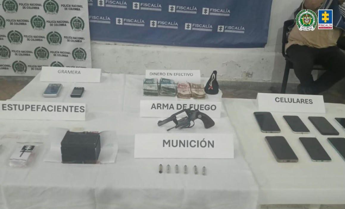 En Caldas, capturaron a nueve presuntos integrantes de las bandas 'La Contra' y 'La Línea' 1 En Caldas, capturaron a nueve presuntos integrantes de las bandas 'La Contra' y 'La Línea'