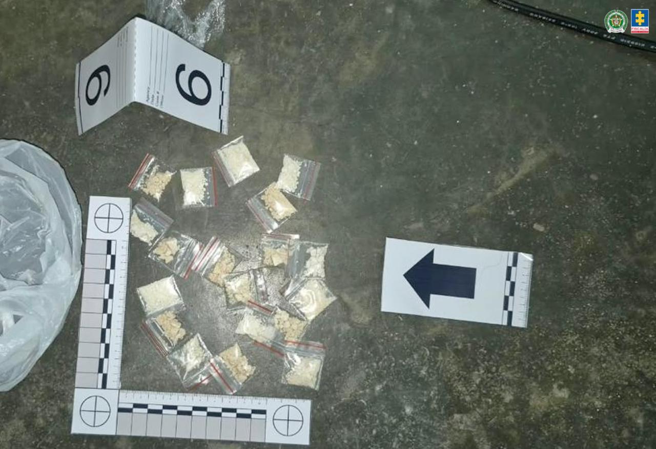 En Caldas, capturaron a nueve presuntos integrantes de las bandas 'La Contra' y 'La Línea' 5 En Caldas, capturaron a nueve presuntos integrantes de las bandas 'La Contra' y 'La Línea'