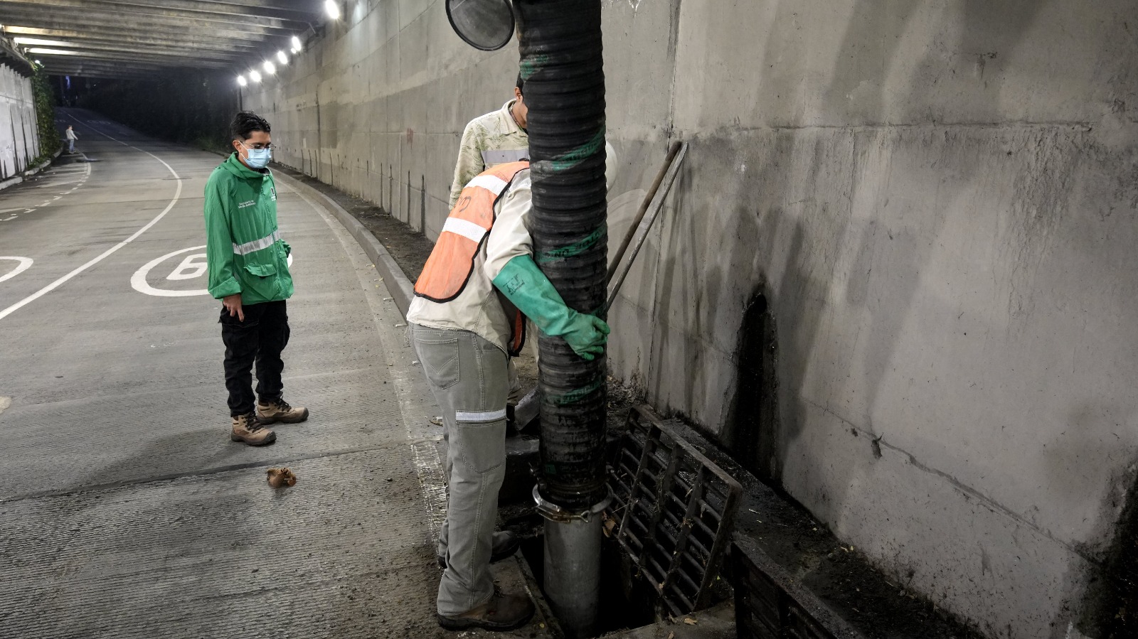 Medellín iniciará mantenimiento preventivo en 15 soterrados viales para mitigar riesgos por lluvias 1 Medellín iniciará mantenimiento preventivo en 15 soterrados viales para mitigar riesgos por lluvias