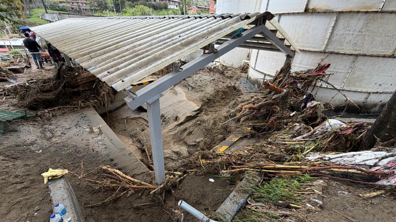 Lluvias en Medellín afectan plantas de tratamiento y obligan a racionar agua en zonas rurales de la ciudad