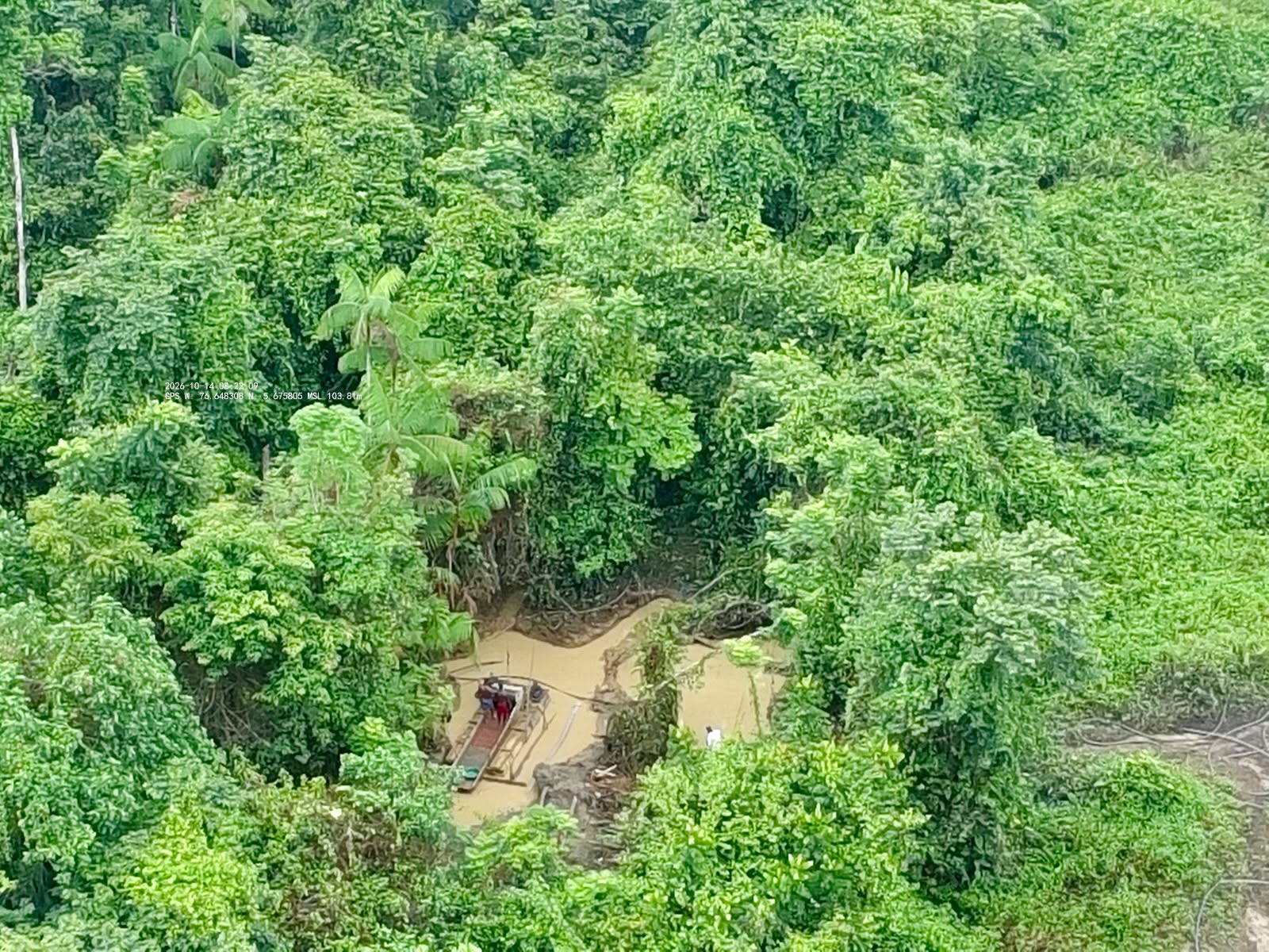 Golpe a la minería ilegal en Chocó: inutilizan ocho dragas y seis motores en Quibdó 1 WhatsApp Image 2026 10 20 at 12.38.51 PM