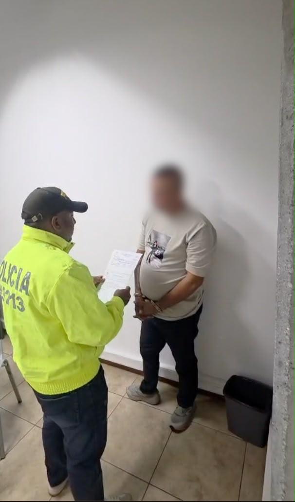 Capturan en Uramita a alias 'Cilindro', señalado cabecilla del Clan del Golfo en Antioquia 2 Capturan en Uramita a alias Cilindro, señalado cabecilla del Clan del Golfo en Antioquia